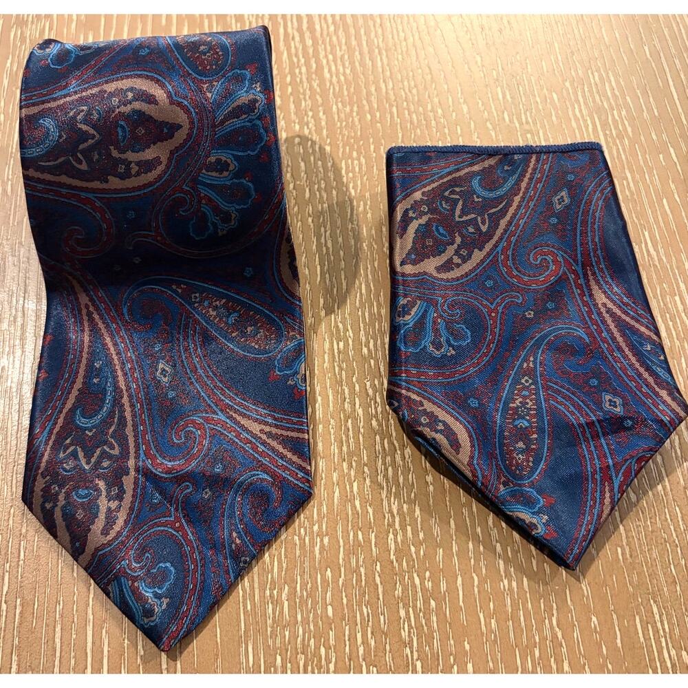 Paisley Print Blue Purple Silk Camden Court Neck Tie‎ Pocket Square Set Formal